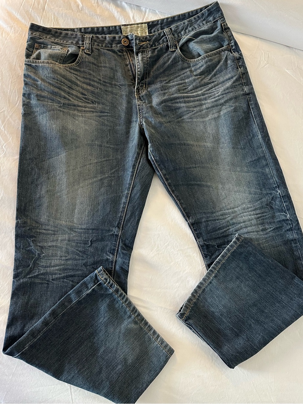 Ecko Unlimited Faded Blue Straight Jeans 40x32